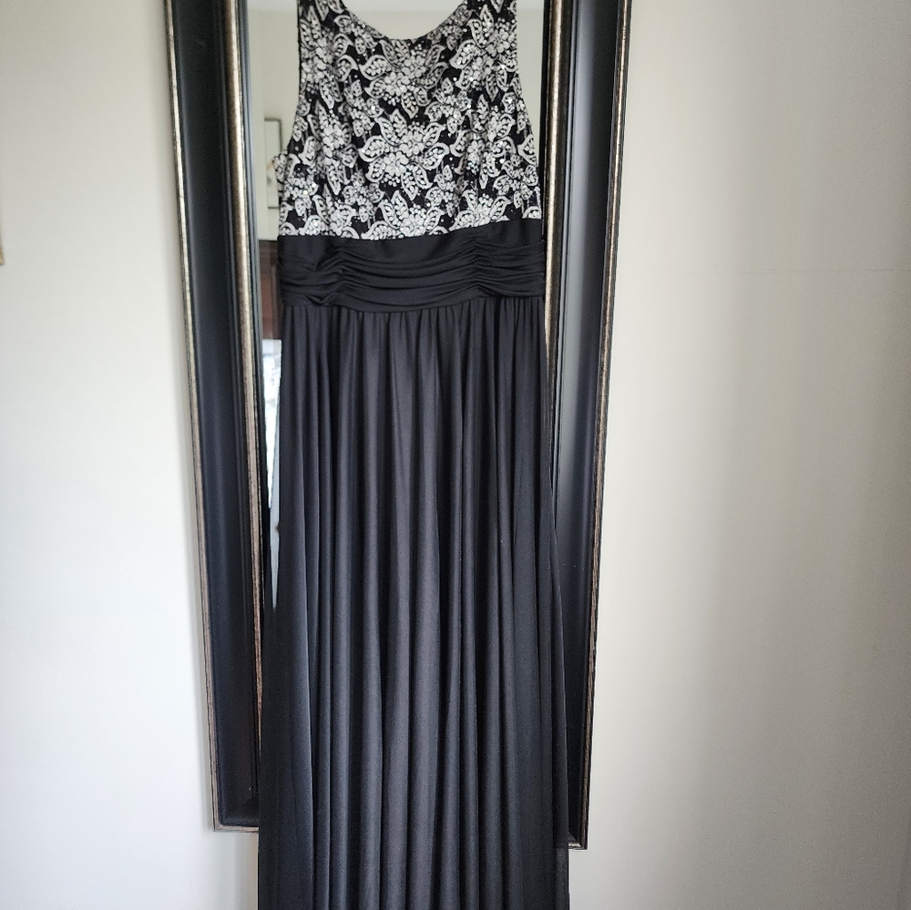 Dress , formal gown